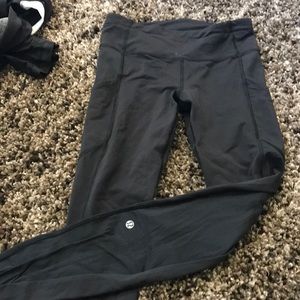 Lululemon leggings.